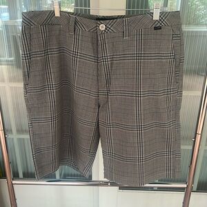 Travis Mathew shorts. Grey/blue plaid